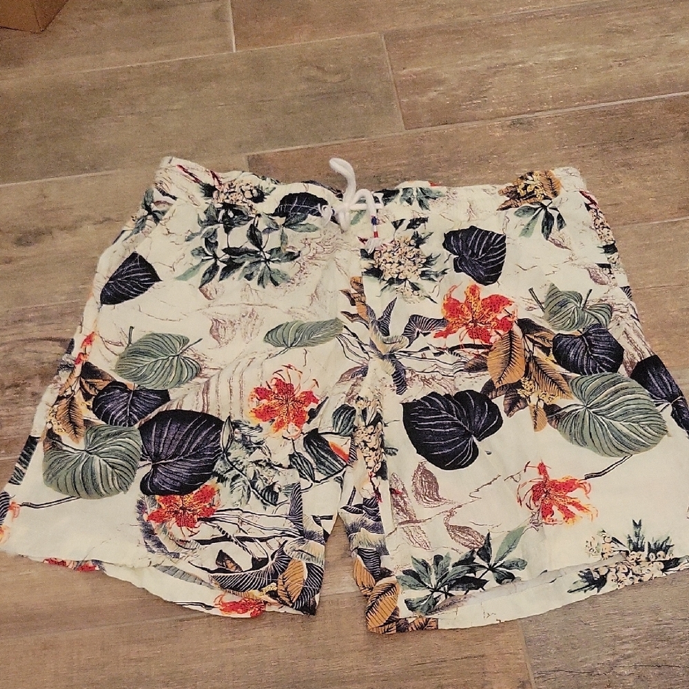 Mens Cotton Floral Tropical Short Size Large EUC